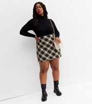 New Look Curves Off White Check Mini Skirt